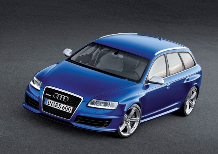 08rs6avant_hir002_790x559_750x531.jpg