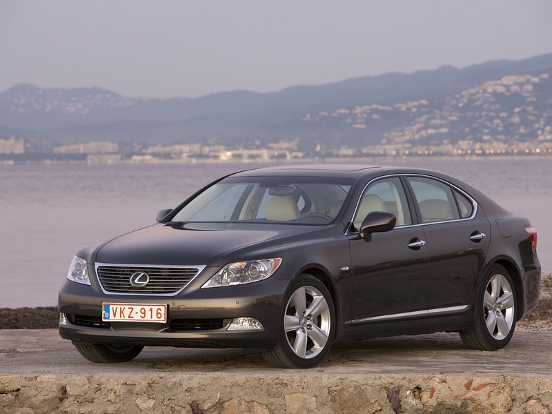 Lexus LS.jpg