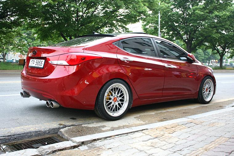 hyundai-elantra-red-bbs-lm-61.jpg