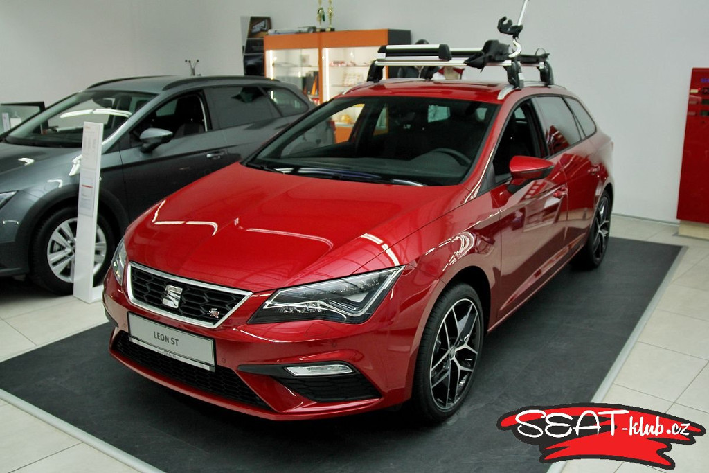 2018-seat-leon-st-fr1.jpg