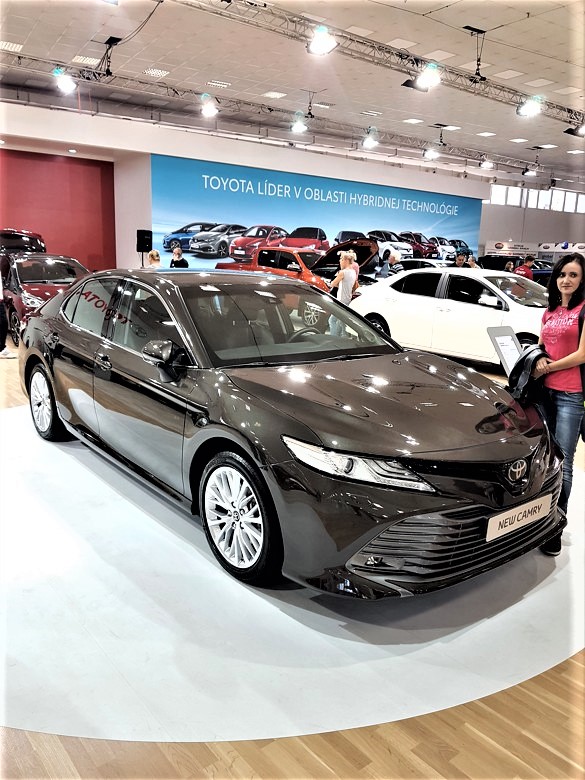 CAMRY..jpg